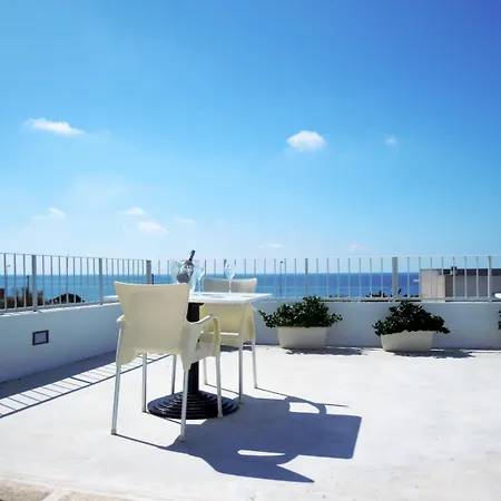 Vistamare Hotel