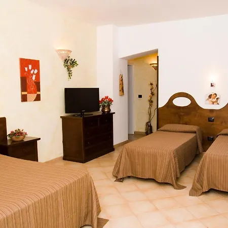 Hotel Vistamare 3*
