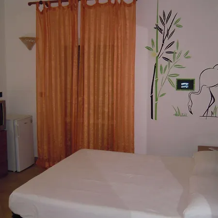 Hotel Vistamare 3*